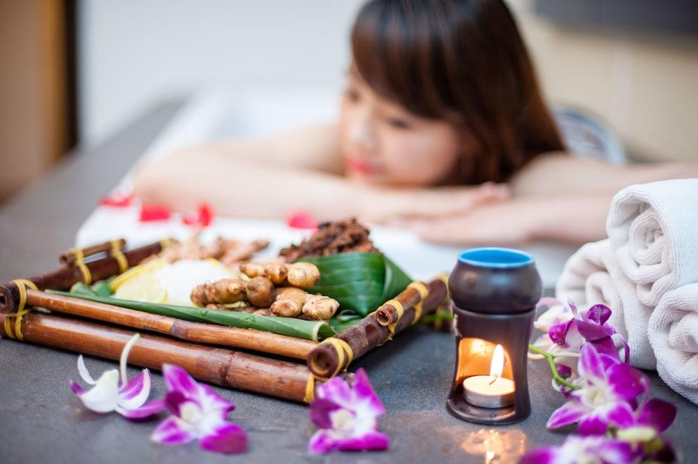 Muong Thanh Holiday Hue Hotel Exteriör bild