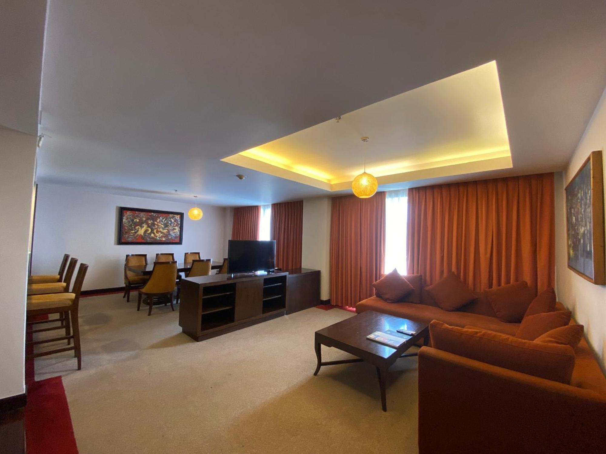 Muong Thanh Holiday Hue Hotel Rum bild