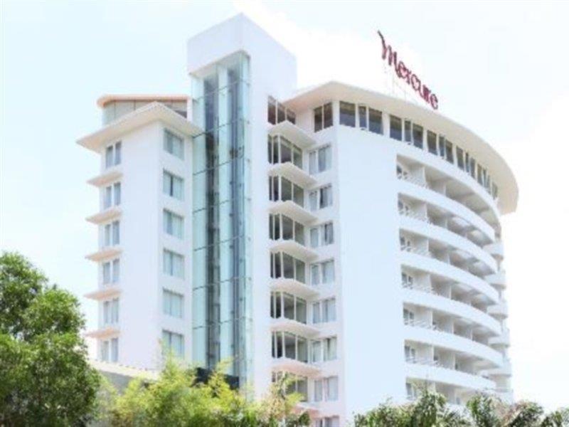 Muong Thanh Holiday Hue Hotel Exteriör bild